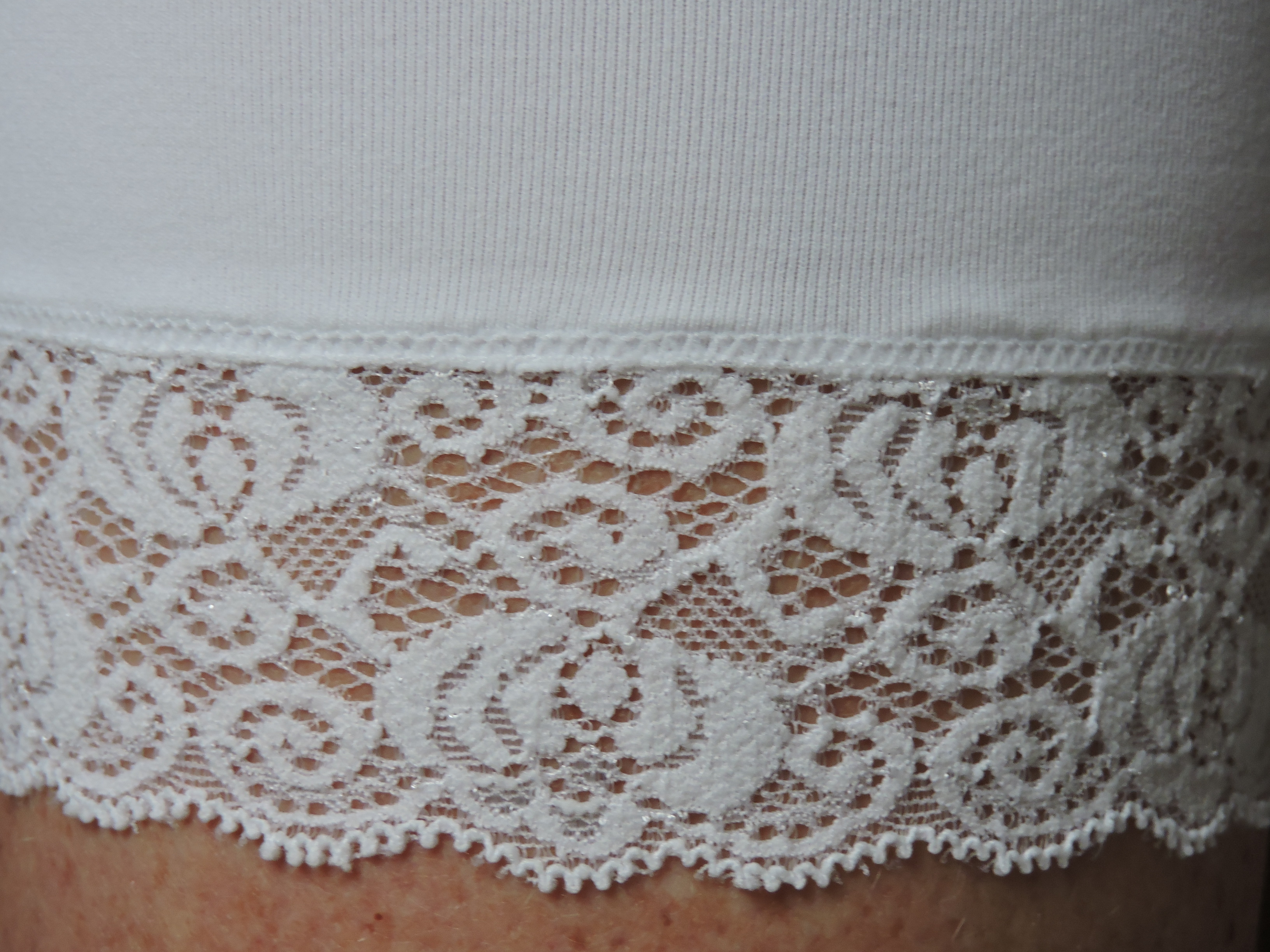 PLUS SIZE TIGHTS 20 DENIER